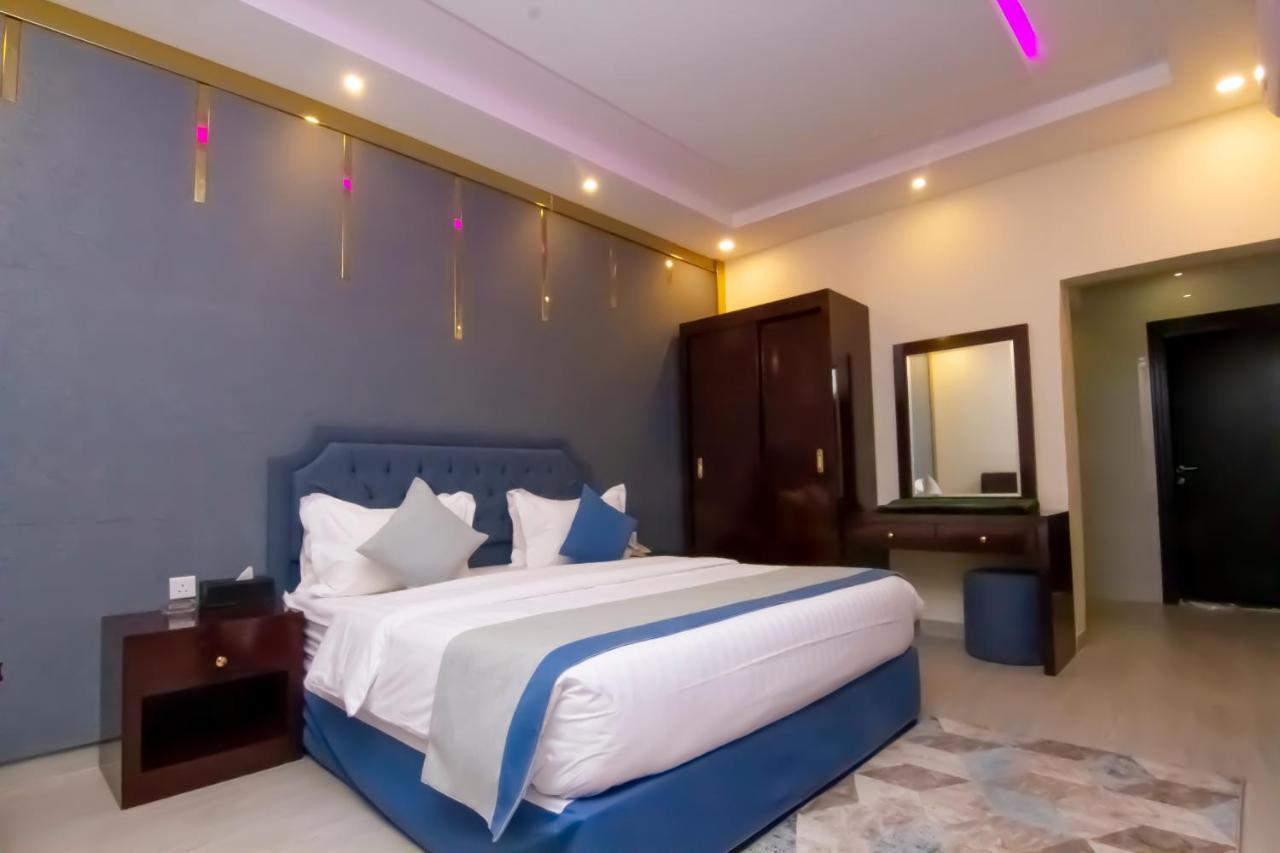 ال متعب سويتس الفلاح 1 Aparthotel Riyadh Exteriör bild