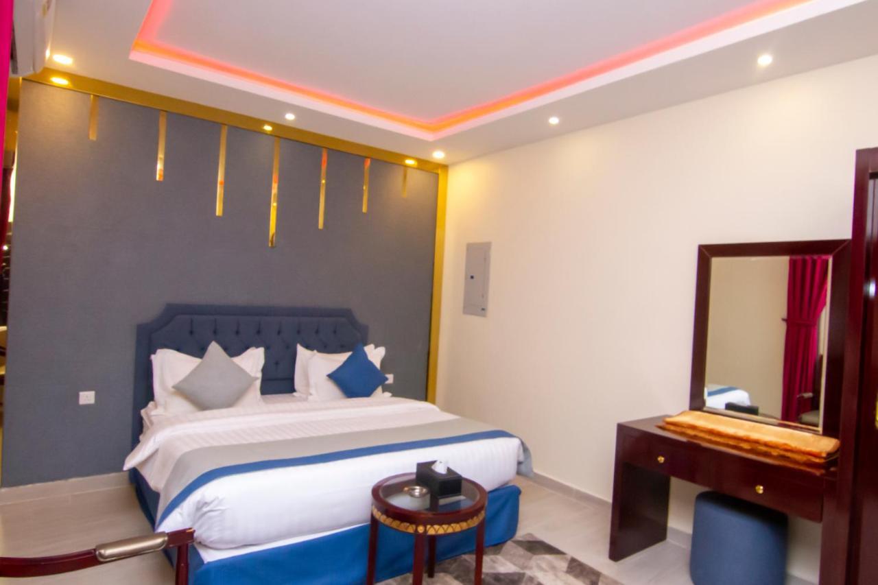 ال متعب سويتس الفلاح 1 Aparthotel Riyadh Exteriör bild